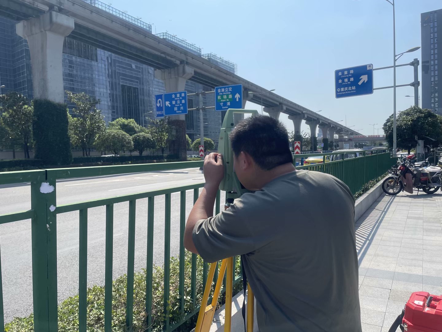 全站仪在各类工程项目中的广泛应用